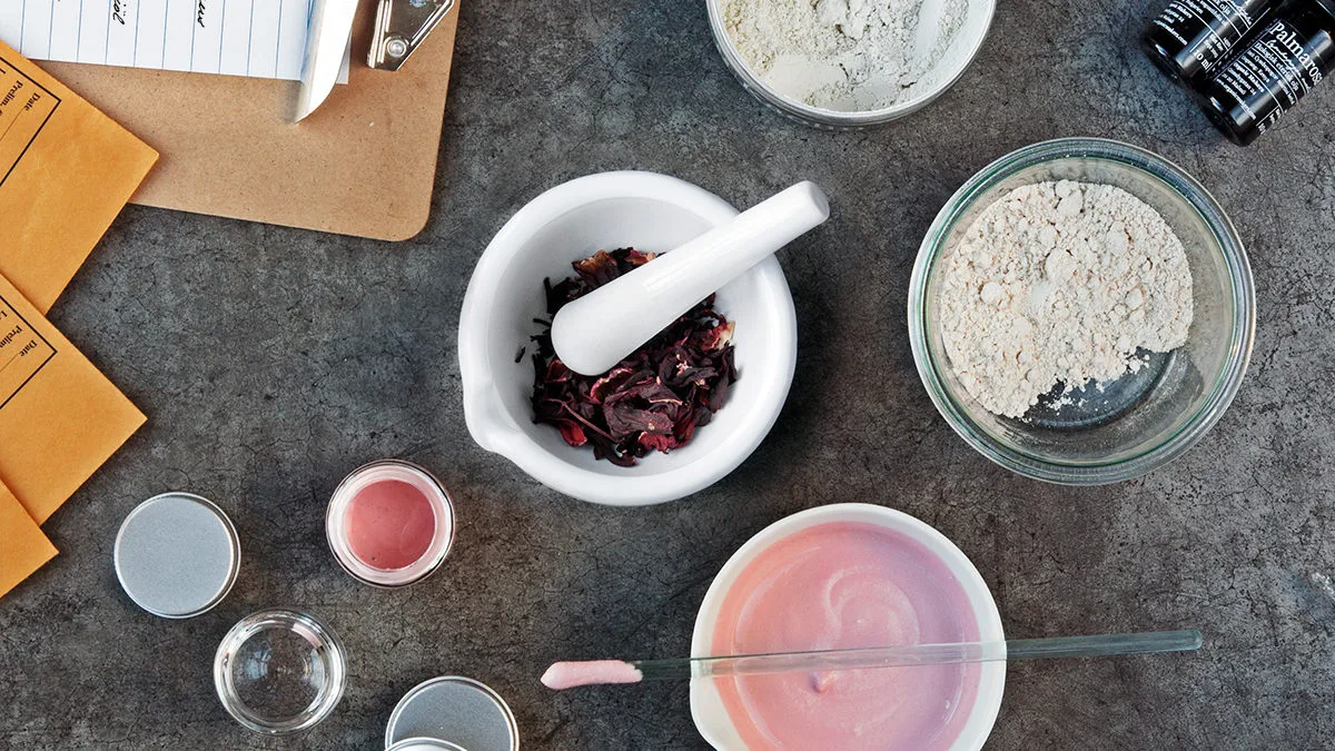DIY hibiskus ansiktsmask