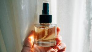 DIY naturlig botanisk fuktspray