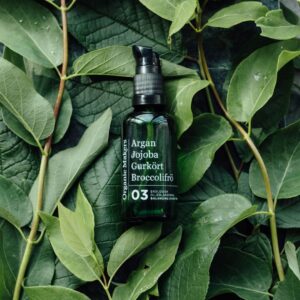 Ekologisk ansiktsolja för balanserande daglig hudvård - organicmakers.se