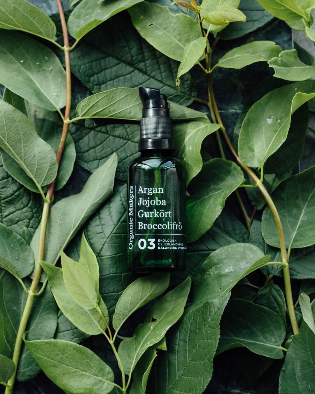 Ekologisk ansiktsolja för balanserande daglig hudvård - organicmakers.se