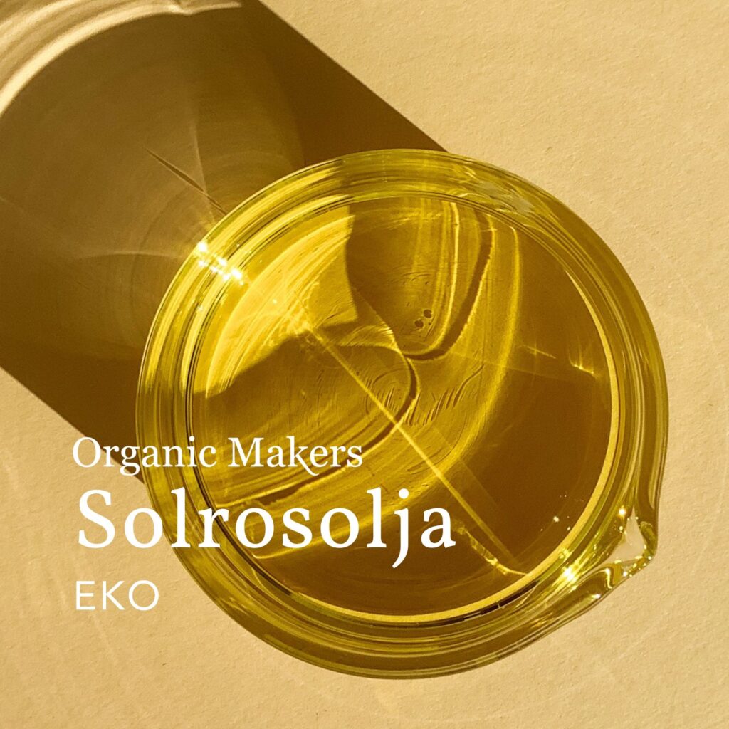 Ekologisk och kallpressad solrosolja
